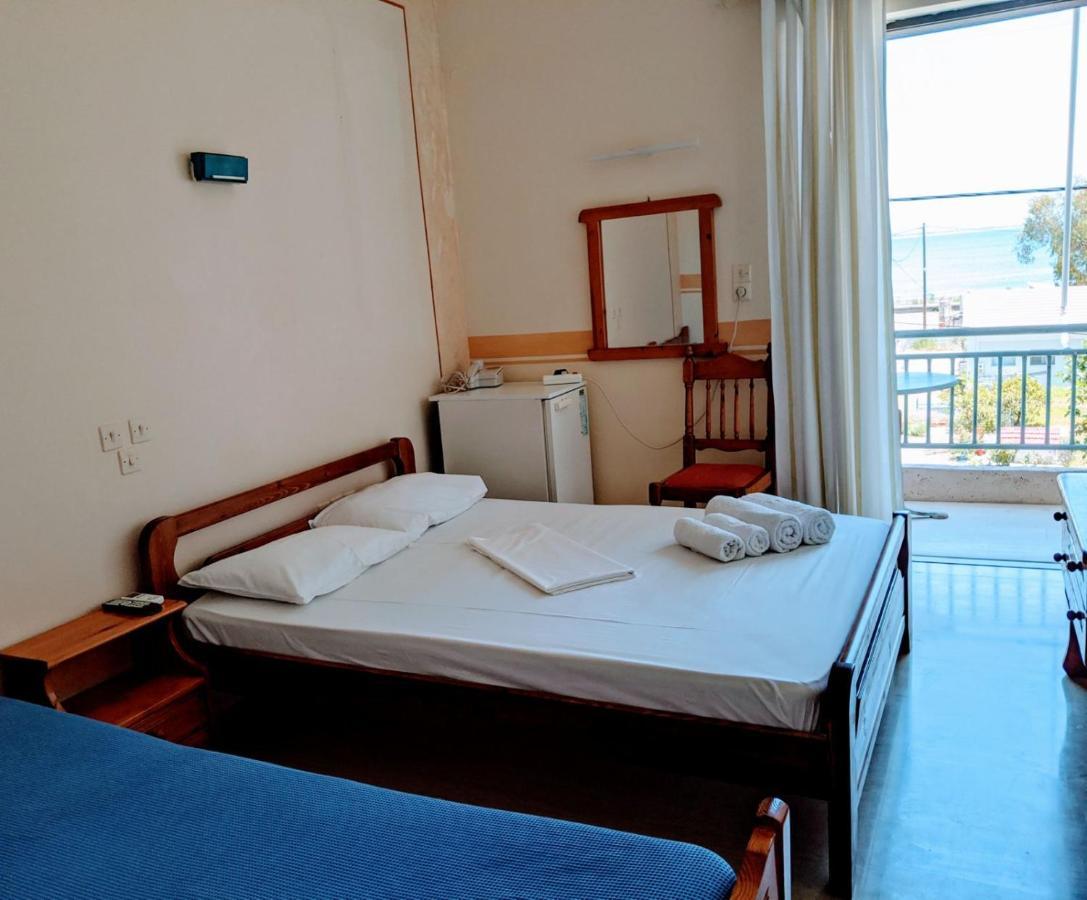 Hotel Ionio กาตาโกลอน ภายนอก รูปภาพ